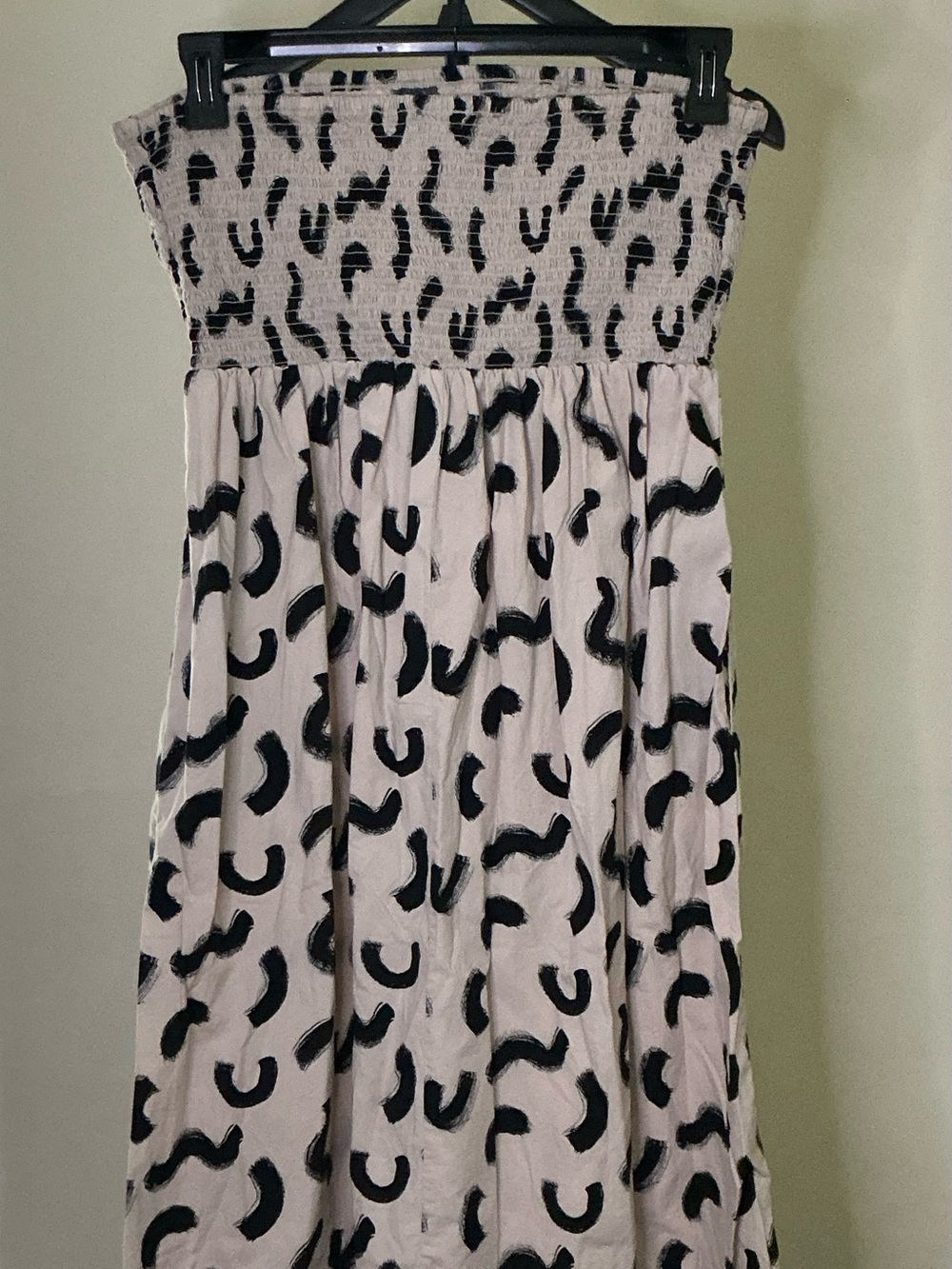 A New Day Beige & Black Squiggle Print Strapless Smocked Midi Dress - Picture 3 of 5